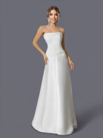 Длинное свадебное платье белого цвета с открытыми плечами — изображение 8