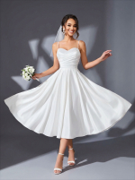 Белое платье женское миди на тонких бретелях с корсетной шнуровкой