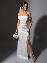 Белое свадебное платье с корсетной шнуровкой и спущенными лямками — изображение 3