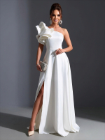 Белое вечернее платье на одно плечо с объемным воланом — изображение 3