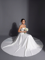 Свадебное длинное платье с корсетом на шнуровке — изображение 3