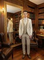 Мужской свадебный костюм бежевый