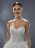 Пышное свадебное платье А-силуэта со съемными спущенными рукавами — изображение 4