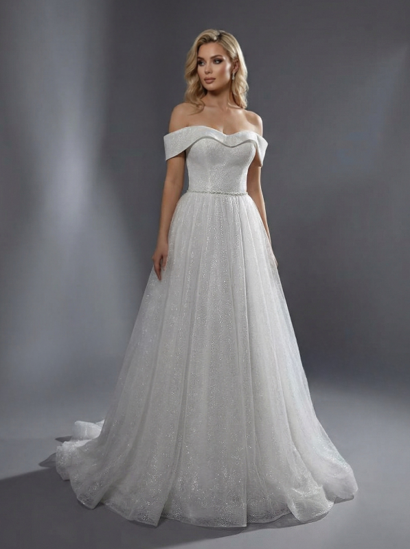 Классическая модель свадебного платья А-силуэта со спущенными плечами