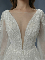 Роскошное свадебное платье А-силуэта с пышными рукавами-фонариками — изображение 3