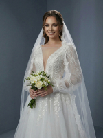 Роскошное свадебное платье А-силуэта с пышными рукавами-фонариками — изображение 2