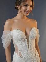 Изысканное свадебное платье силуэта «рыбка», которое сочетает в себе чувственность и романтизм — изображение 3