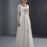 Свадебное платье в классическом стиле А-силуэта