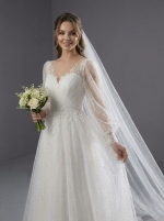 Элегантное свадебное платье в стиле современной классики — изображение 2