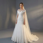 Элегантное свадебное платье силуэта «русалка»