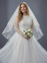 Свадебное платье выполнено в классическом стиле А-силуэта — изображение 4