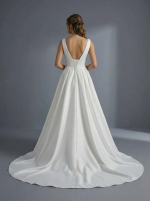 Элегантное свадебное платье А-силуэта — изображение 3