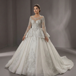 Роскошное свадебное платье