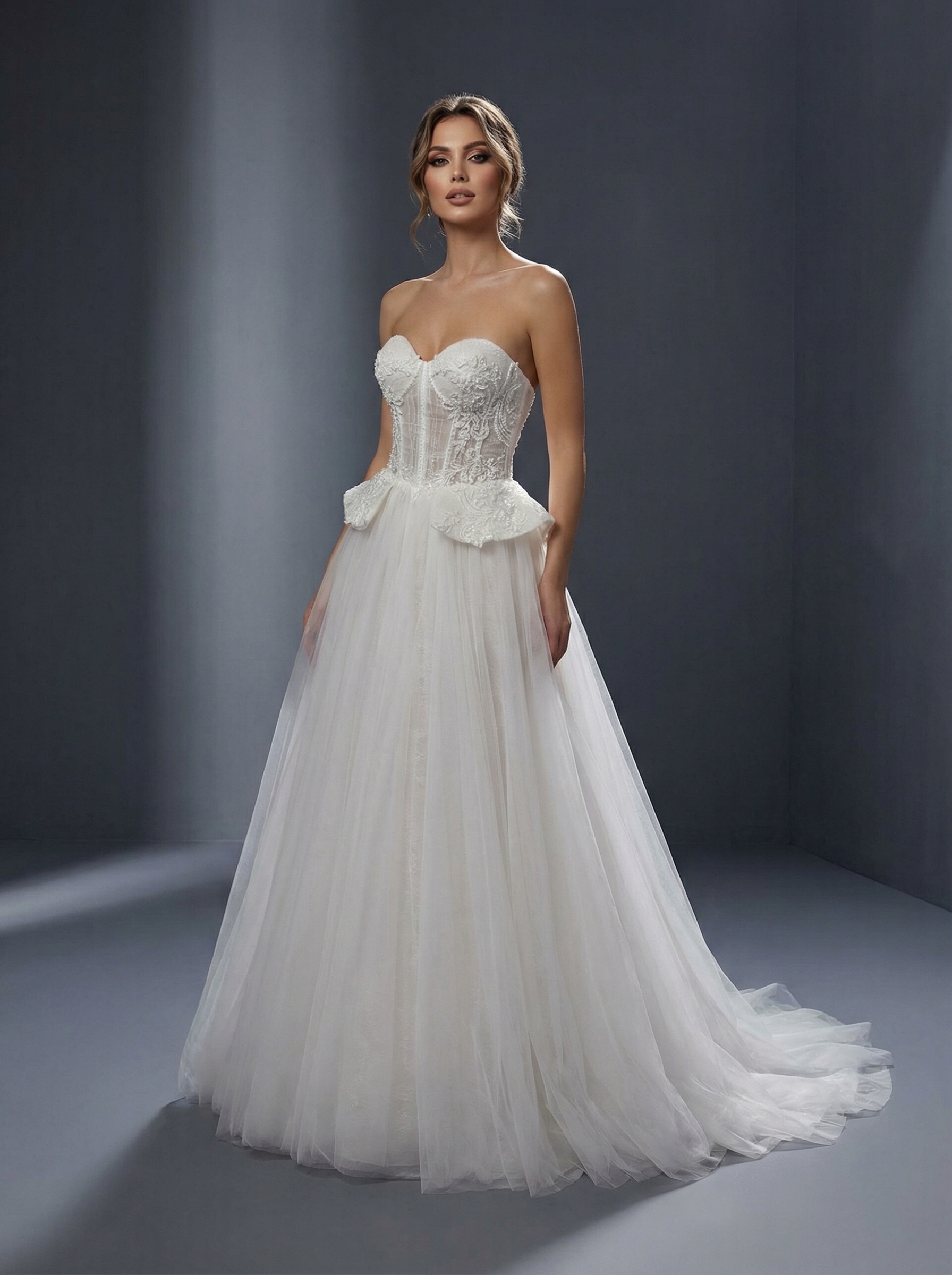 IMG_6692 Элегантное свадебное платье в классическом стиле А-силуэта — изображение 1