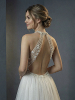 Свадебное платье А-силуэта — изображение 3