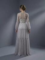 Элегантное свадебное платье в романтическом стиле — изображение 3