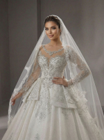 Роскошное свадебное платье — изображение 4