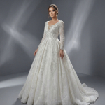 Свадебное платье классического А-силуэта