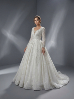 Свадебное платье классического А-силуэта