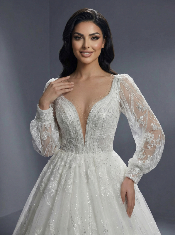 Пышное свадебное платье А-силуэта, выполненное в классическом и одновременно роскошном стиле