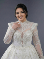 Роскошное свадебное платье в классическом стиле «принцесса» — изображение 2