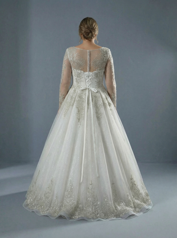 Элегантное свадебное платье А-силуэта