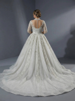 Роскошное свадебное платье в стиле «принцесса» — изображение 4