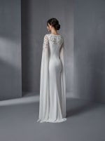 Элегантное свадебное платье в стиле минимализм и королевский шик. — изображение 3