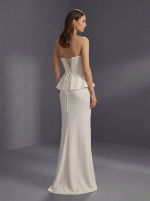 Свадебный костюм в стиле минимализма — изображение 3